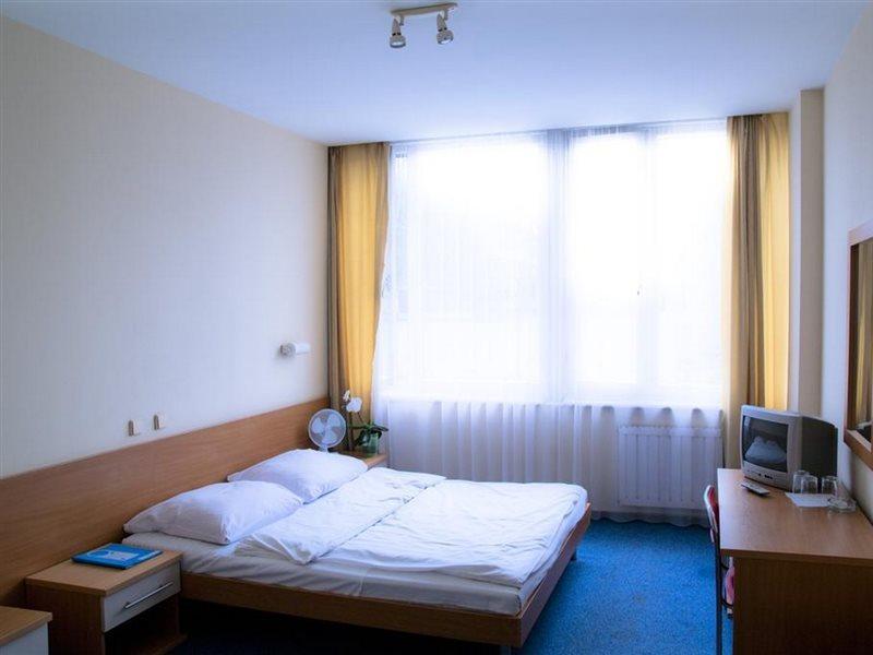 Dom Turystyczny Indigo Hostel Krakow Bagian luar foto