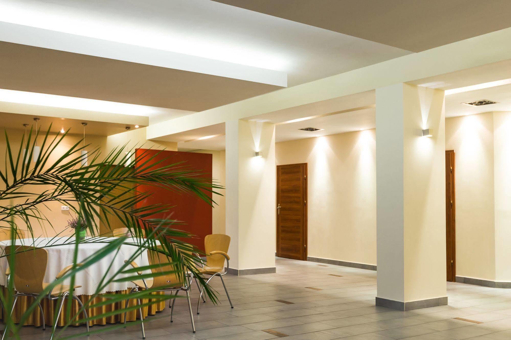 Dom Turystyczny Indigo Hostel Krakow Bagian luar foto